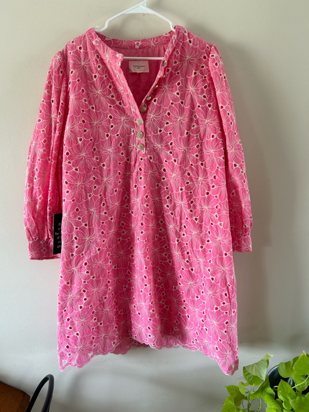 POMANDER PLACE
Pink Floral Eyelet Samantha